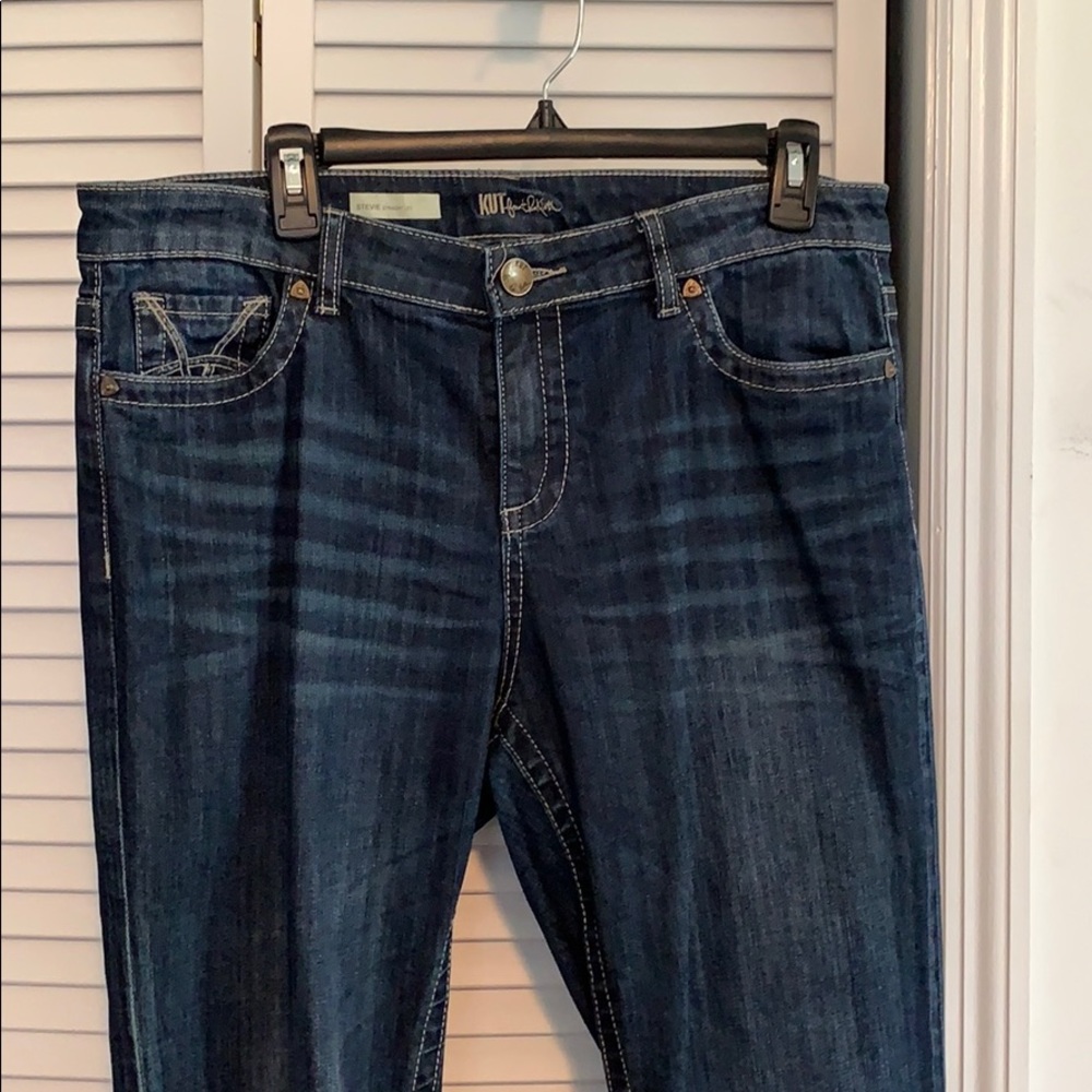Kut from the Kloth Stevie Straight Leg Jeans